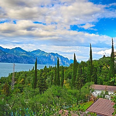 Villaggio Albergo Casa E Lago Brenzone sul Garda Dış mekan fotoğraf