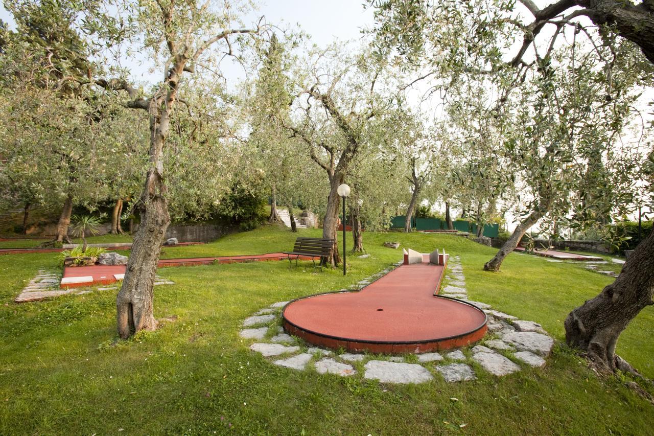 Villaggio Albergo Casa E Lago Brenzone sul Garda Dış mekan fotoğraf